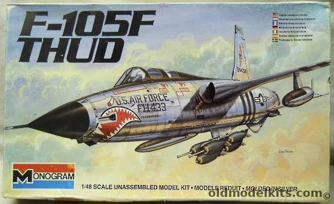 Monogram 1/48 Republic F-105F Thud Thunderchief Two-Seater, 5808 plastic model kit